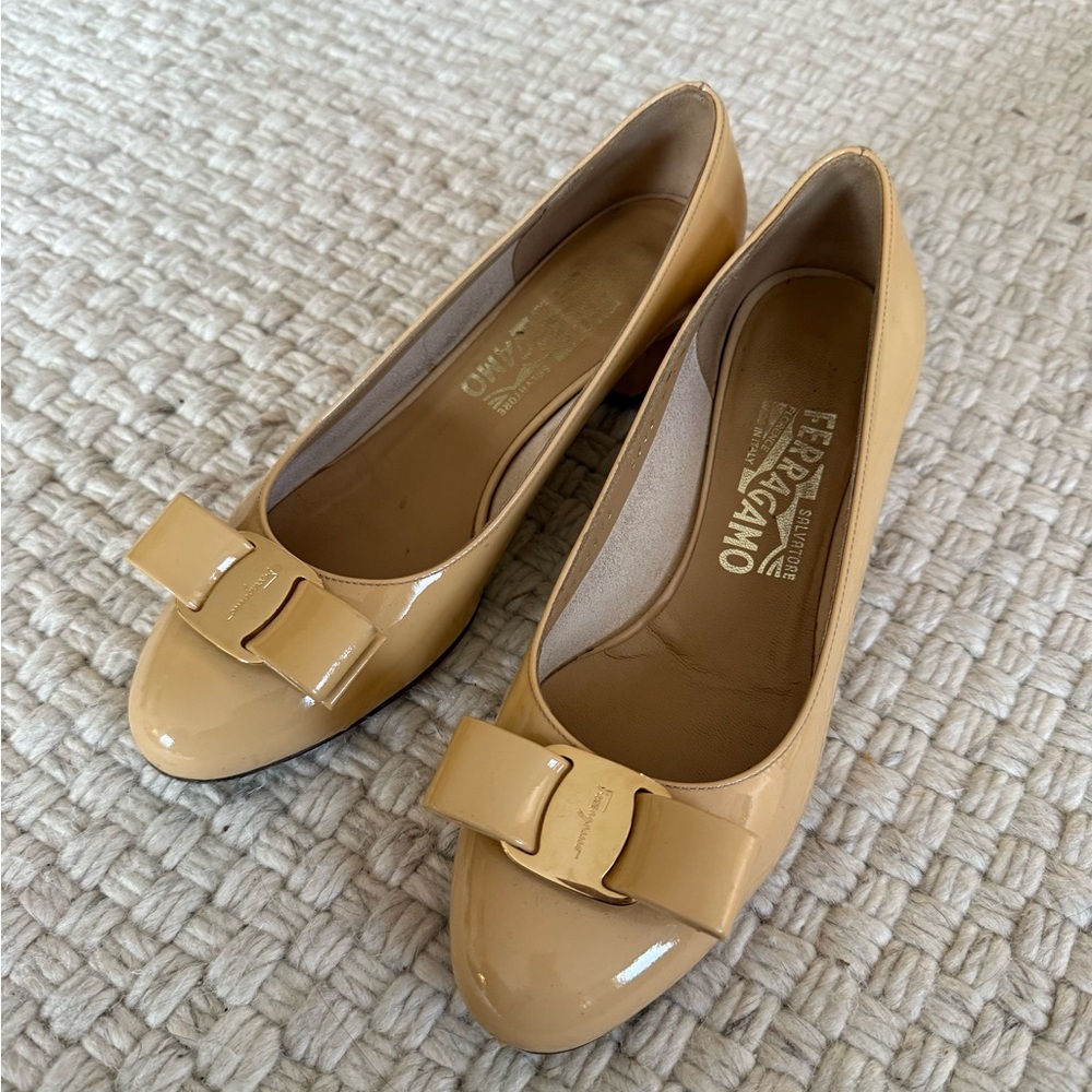 Salvatore Ferragamo Patent Nude Beige Vara Pump Flats